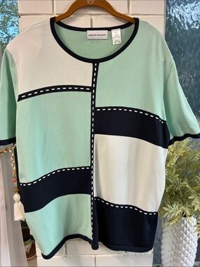 Alfred Dunner Mint, Black & White Short Sleeve Geometric Knit Top